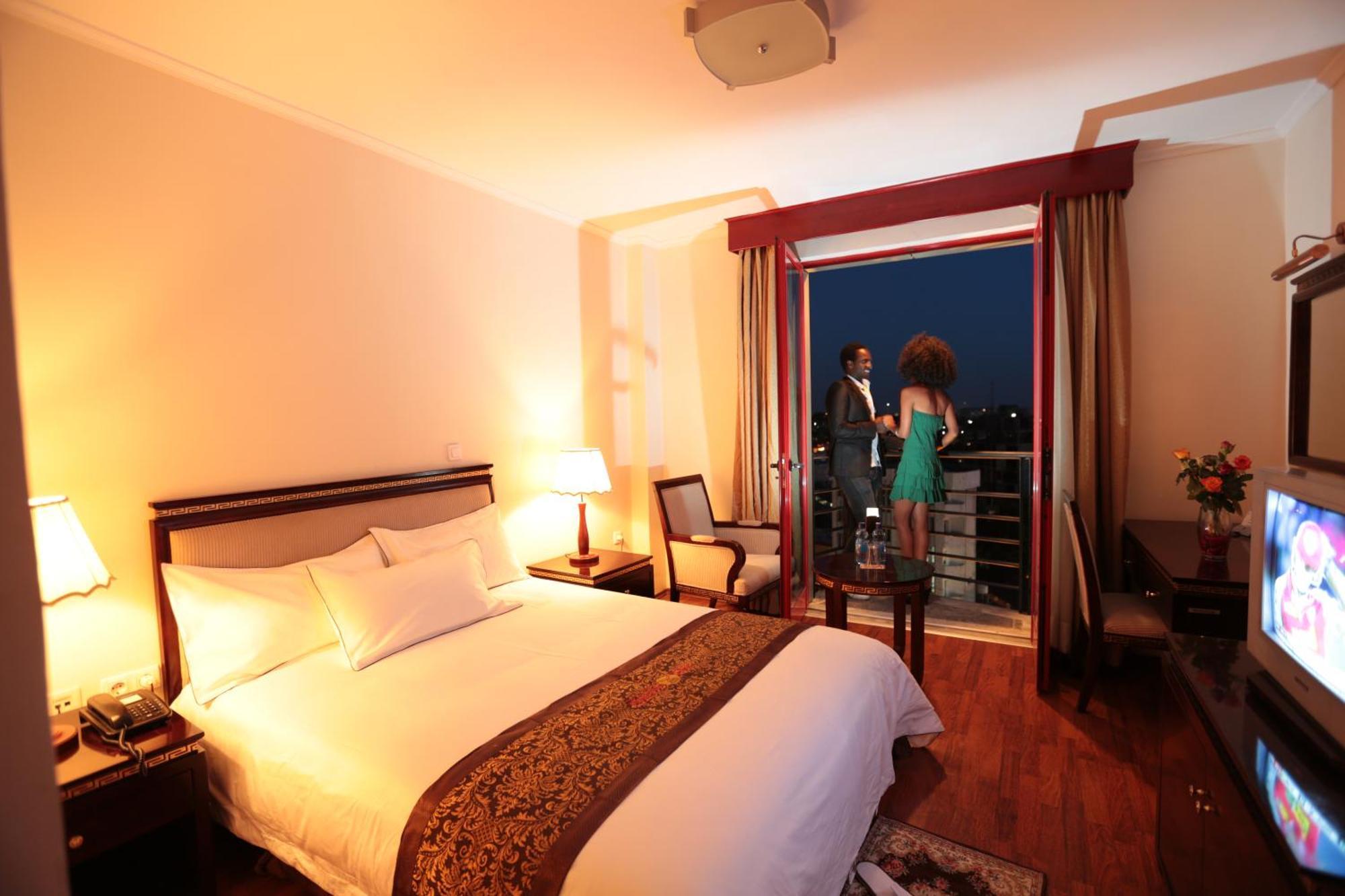 Wassamar Hotel Адис Абеба Екстериор снимка