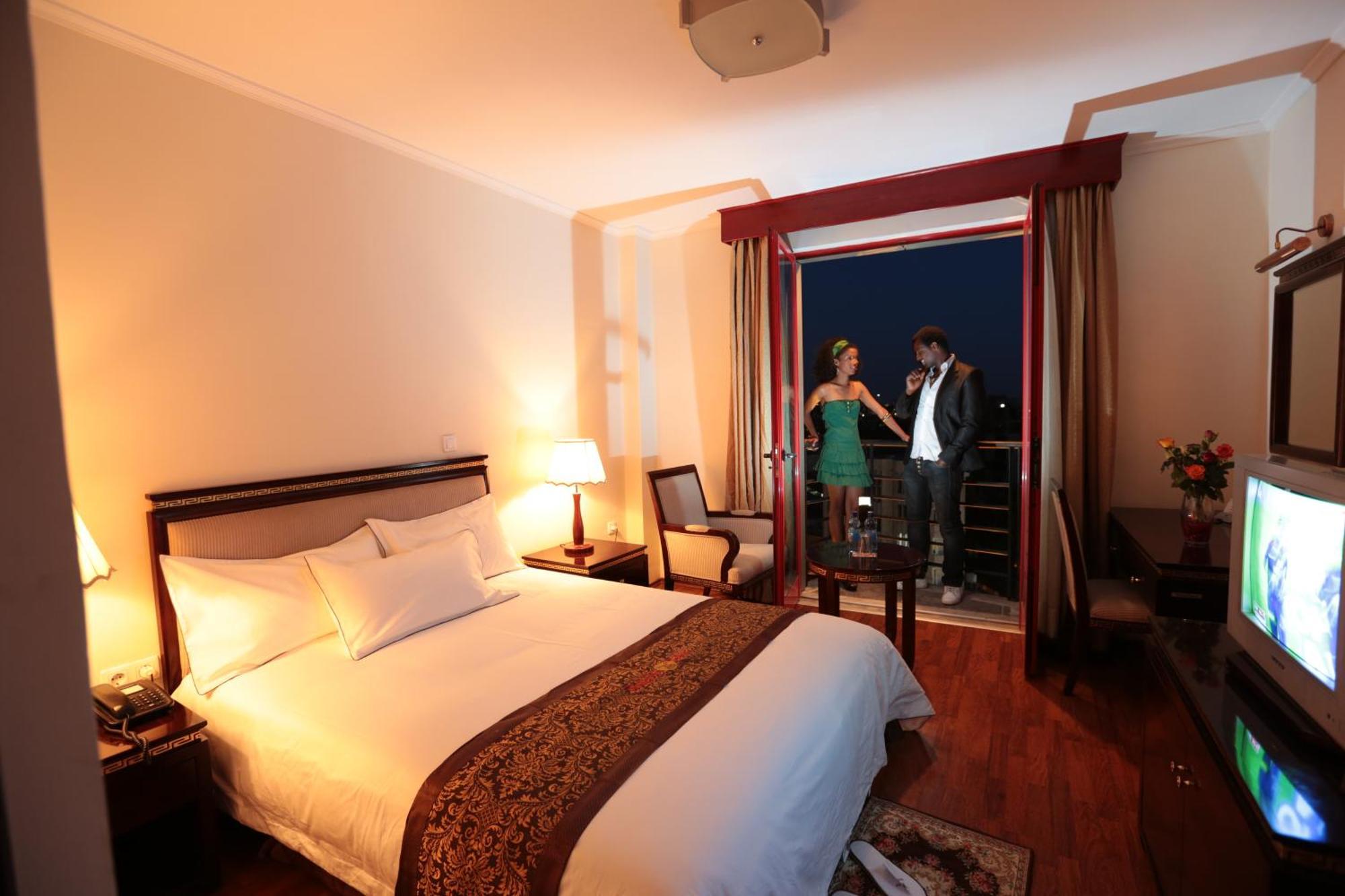 Wassamar Hotel Адис Абеба Екстериор снимка