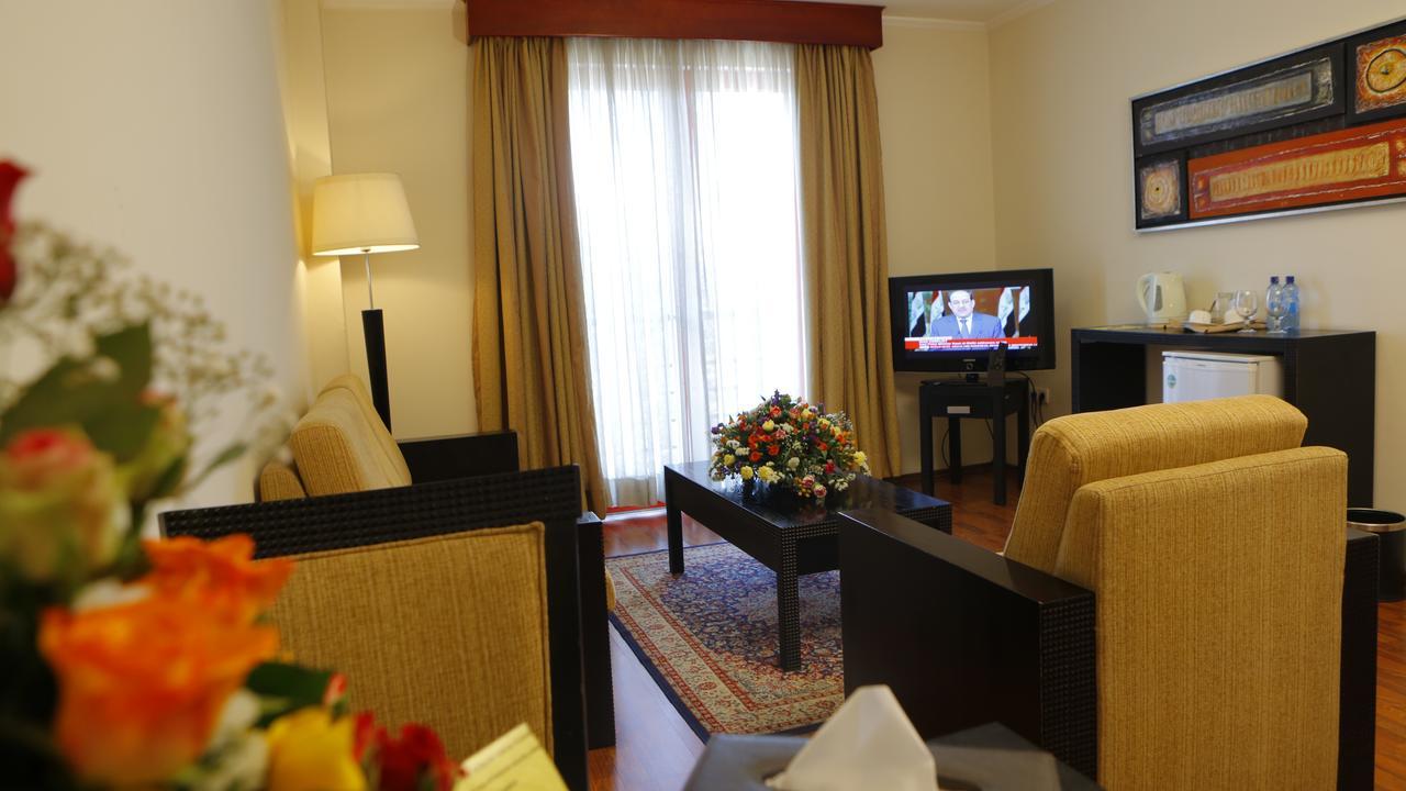 Wassamar Hotel Адис Абеба Екстериор снимка