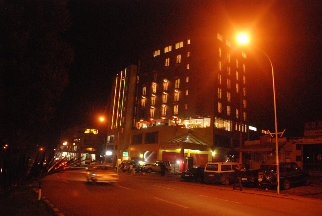 Wassamar Hotel Адис Абеба Екстериор снимка